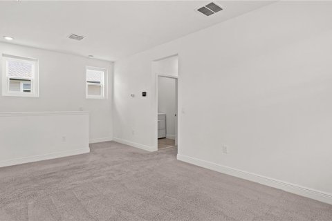 House in Winter Garden, Florida 3 bedrooms, 164.44 sq.m. № 2210739 - photo 30