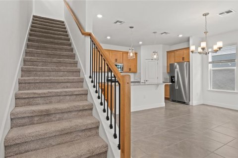 House in Winter Garden, Florida 3 bedrooms, 164.44 sq.m. № 2210739 - photo 29