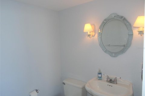 Condo in Saint Petersburg, Florida, 1 bedroom  № 1894827 - photo 13