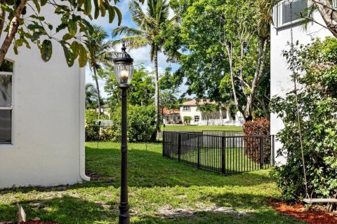 Villa ou maison à vendre à Lake Worth, Floride: 4 chambres, 229.75 m2 № 2172949 - photo 18