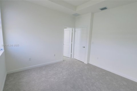 Снять в аренду таунхаус в Хомстед, Флорида 3 спальни, № 1982297 - фото 12