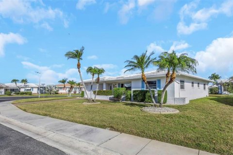 Casa en venta en Pinellas Park, Florida, 2 dormitorios, 153.2 m2 № 2156151 - foto 8