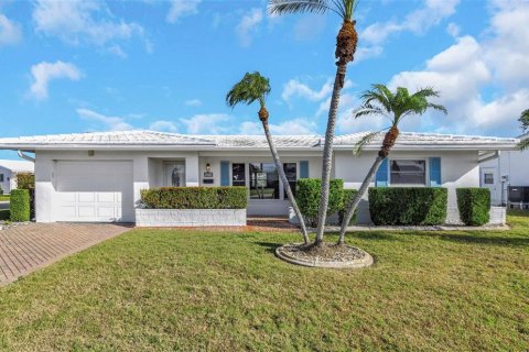Casa en venta en Pinellas Park, Florida, 2 dormitorios, 153.2 m2 № 2156151 - foto 11