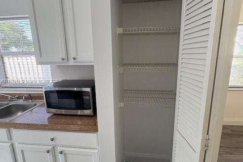 Снять в аренду виллу или дом в Дейви, Флорида 2 спальни, 111.2м2, № 1967714 - фото 8