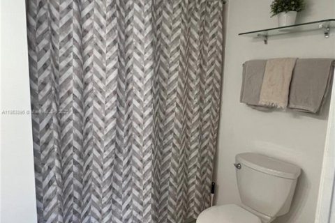 Купить кондоминиум в Авентура, Флорида 2 спальни, 109.62м2, № 2013867 - фото 14