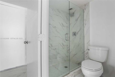 Снять в аренду кондоминиум в Авентура, Флорида 2 спальни, 149.11м2, № 1991765 - фото 17