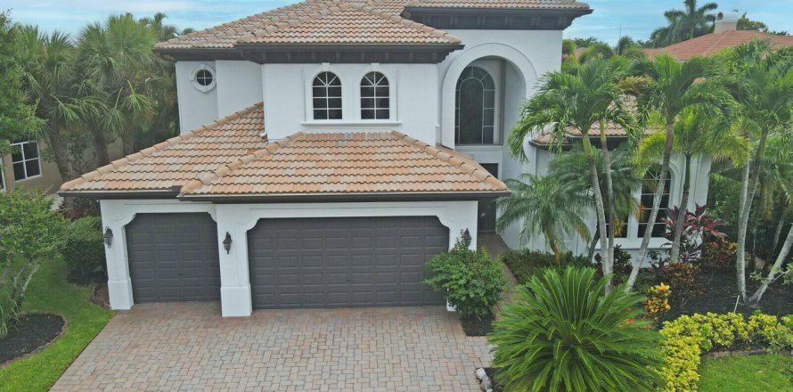 Casa en Royal Palm Beach, Florida 4 dormitorios, 346.71 m2 № 2245302