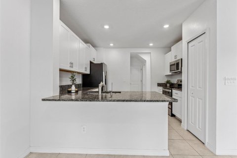 Casa en alquiler en Zephyrhills, Florida, 3 dormitorios, 141.95 m2 № 1837863 - foto 7
