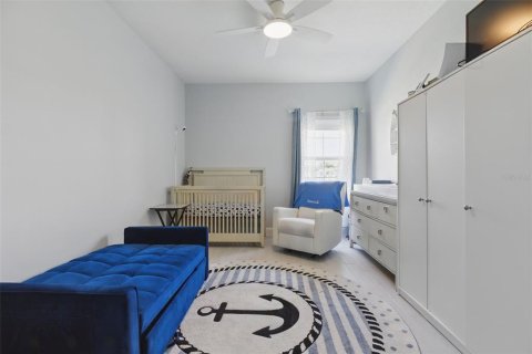 House in Riverview, Florida 5 bedrooms, 292.36 sq.m. № 1912689 - photo 27