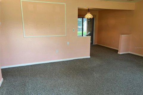 Casa en venta en Port Charlotte, Florida, 2 dormitorios, 109.25 m2 № 1911406 - foto 3