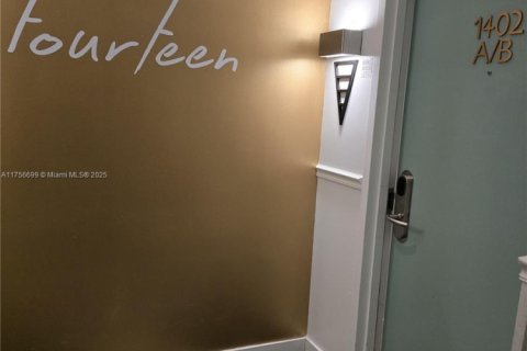 Condominio en venta en Sunny Isles Beach, Florida, 2 dormitorios, 111.58 m2 № 1962816 - foto 14