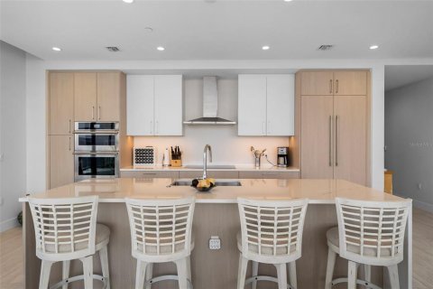 Condominio en venta en Saint Petersburg, Florida, 3 dormitorios, 201.32 m2 № 2091567 - foto 6