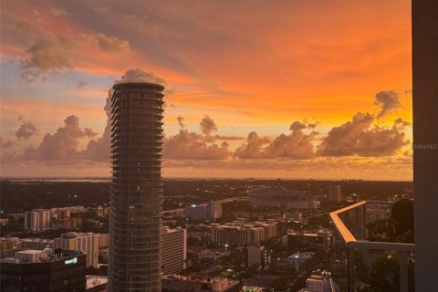 Condominio en venta en Saint Petersburg, Florida, 3 dormitorios, 201.32 m2 № 2091567 - foto 15