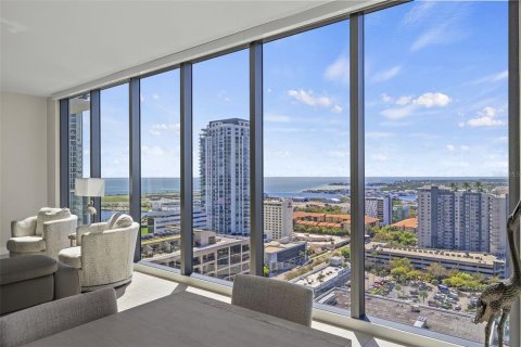 Condominio en venta en Saint Petersburg, Florida, 3 dormitorios, 201.32 m2 № 2091567 - foto 9