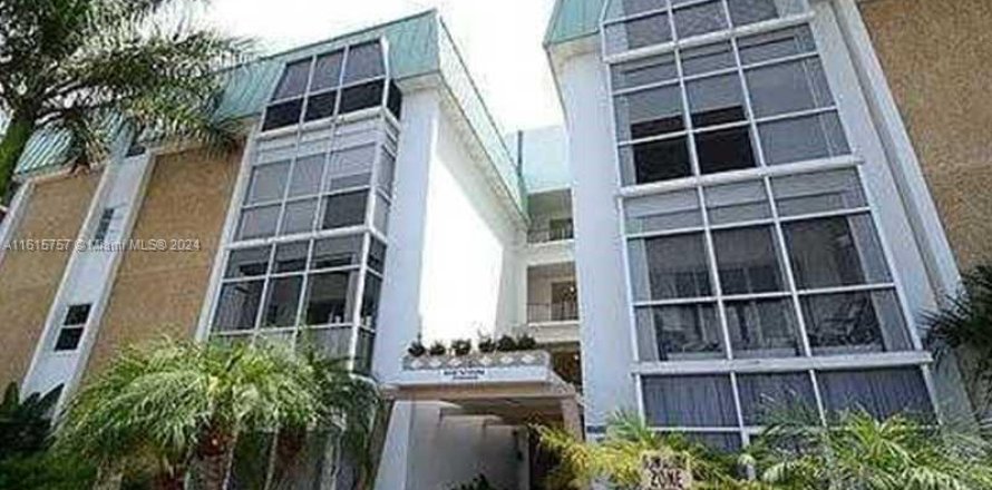 Condo à Oakland Park, Floride, 2 chambres № 1856972