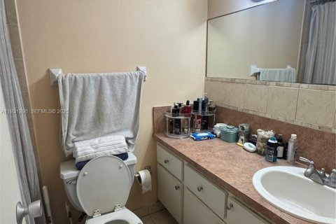 Copropriété à vendre à Miami Beach, Floride: 1 pièce, 57.51 m2 № 1989855 - photo 10