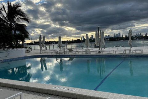 Copropriété à vendre à Miami Beach, Floride: 1 pièce, 57.51 m2 № 1989855 - photo 20