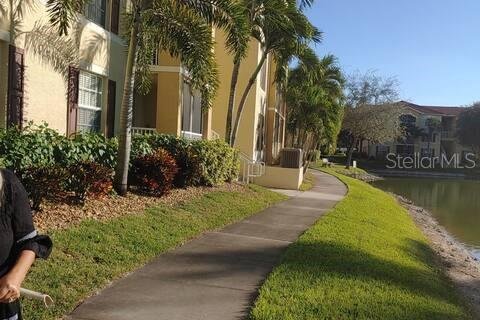 Condo in Fort Myers, Florida, 1 bedroom  № 1787957 - photo 13