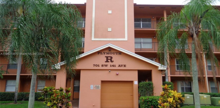 Condo à Pembroke Pines, Floride, 2 chambres  № 1977931