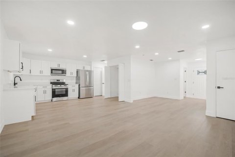 Casa en venta en Clermont, Florida, 3 dormitorios, 143.63 m2 № 2322529 - foto 15
