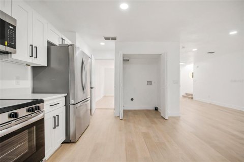 Casa en venta en Clermont, Florida, 3 dormitorios, 143.63 m2 № 2322529 - foto 18