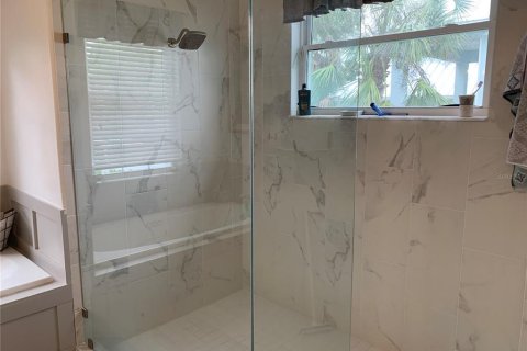 Casa en alquiler en Sarasota, Florida, 4 dormitorios, 263.66 m2 № 1907433 - foto 24