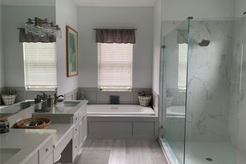 Casa en alquiler en Sarasota, Florida, 4 dormitorios, 263.66 m2 № 1907433 - foto 21