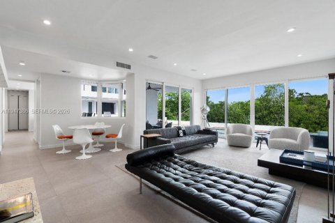 Villa ou maison à vendre à Coral Gables, Floride: 6 chambres, 629.78 m2 № 2004787 - photo 14