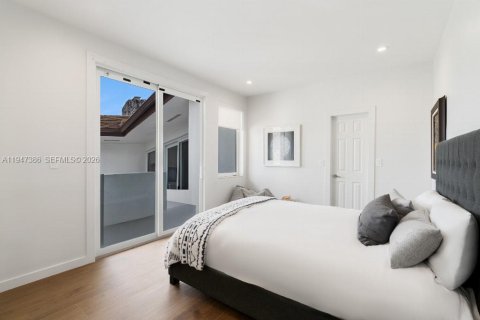 Villa ou maison à vendre à Coral Gables, Floride: 6 chambres, 629.78 m2 № 2004787 - photo 27