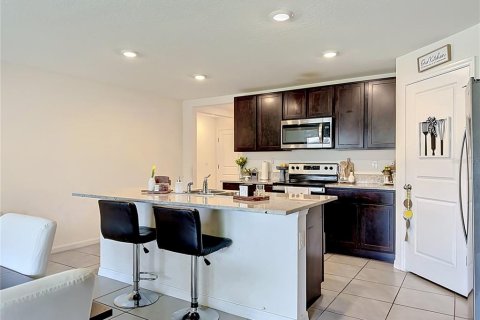Villa ou maison à vendre à Wimauma, Floride: 4 chambres, 171.5 m2 № 2214373 - photo 8