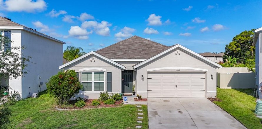 Villa ou maison à Wimauma, Floride 4 chambres, 171.5 m2 № 2214373
