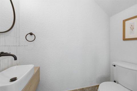 Townhouse in Fort Lauderdale, Florida 3 bedrooms, 191.66 sq.m. № 1953291 - photo 17