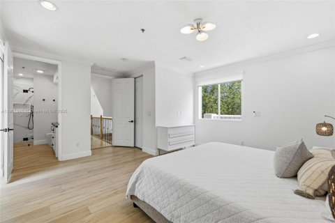 Townhouse in Fort Lauderdale, Florida 3 bedrooms, 191.66 sq.m. № 1953291 - photo 27