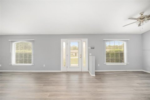 House in Ocala, Florida 3 bedrooms, 187.66 sq.m. № 2102656 - photo 6