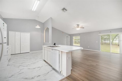 House in Ocala, Florida 3 bedrooms, 187.66 sq.m. № 2102656 - photo 16