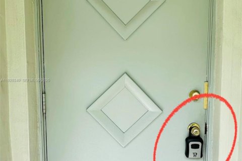 Copropriété à louer à Hallandale Beach, Floride: 1 chambre № 1987821 - photo 29