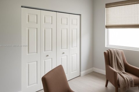 House in Fort Lauderdale, Florida 3 bedrooms, 226.59 sq.m. № 2000538 - photo 21