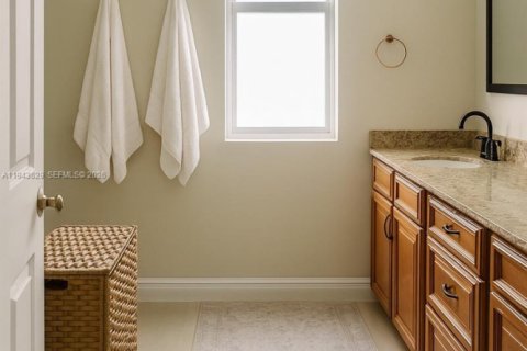 House in Fort Lauderdale, Florida 3 bedrooms, 226.59 sq.m. № 2000538 - photo 16