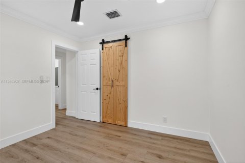 Снять в аренду виллу или дом в Маргит, Флорида 3 спальни, 115.11м2, № 2002565 - фото 26