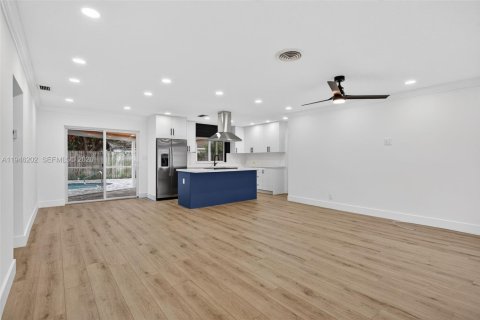 Снять в аренду виллу или дом в Маргит, Флорида 3 спальни, 115.11м2, № 2002565 - фото 8