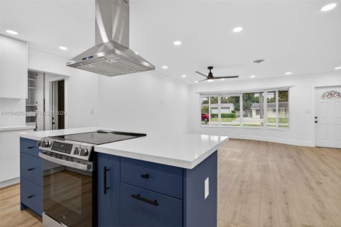 Снять в аренду виллу или дом в Маргит, Флорида 3 спальни, 115.11м2, № 2002565 - фото 13