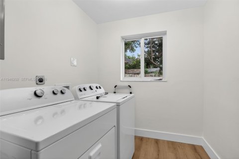 Снять в аренду виллу или дом в Маргит, Флорида 3 спальни, 115.11м2, № 2002565 - фото 29