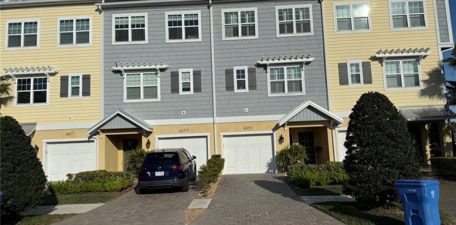 Townhouse in Tampa, Florida 3 bedrooms, 188.78 sq.m. № 1631608