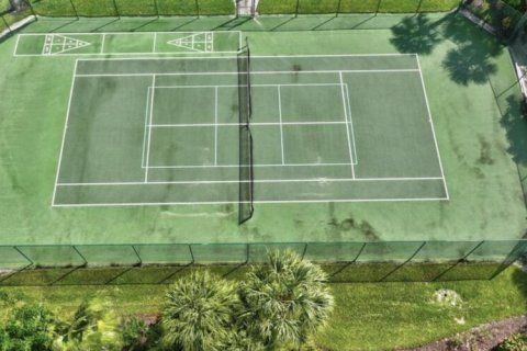 Condo in Hutchinson Island South, Florida, 2 bedrooms  № 2084184 - photo 16