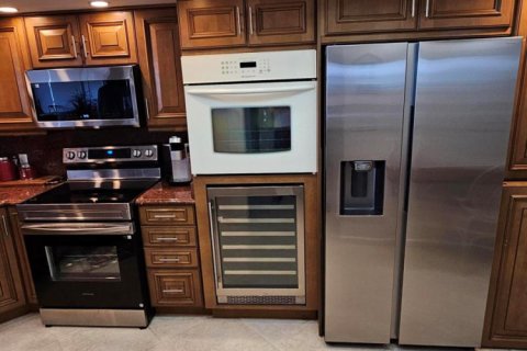 Condo in Hutchinson Island South, Florida, 2 bedrooms  № 2084184 - photo 4