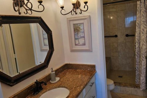 Condo in Hutchinson Island South, Florida, 2 bedrooms  № 2084184 - photo 9