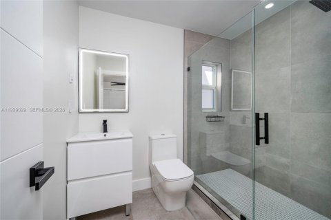 Villa ou maison à louer à Miami, Floride: 3 chambres, 141.4 m2 № 1996834 - photo 19