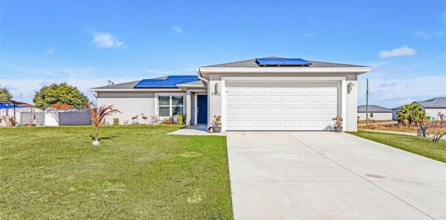 Villa ou maison à LaBelle, Floride 3 chambres, 128.11 m2 № 2040299