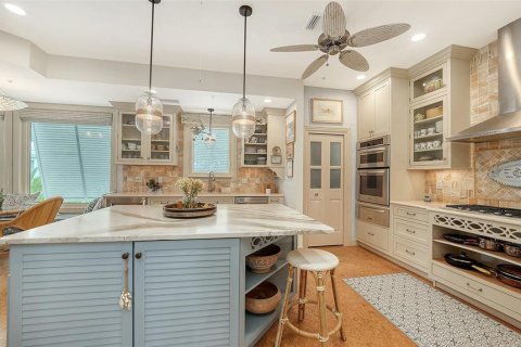 Купить кондоминиум в Сарасота, Флорида 6 комнат, 267.93м2, № 1911805 - фото 16