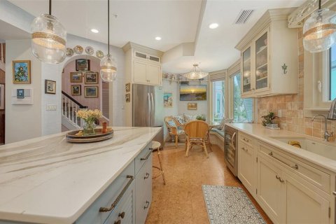 Купить кондоминиум в Сарасота, Флорида 6 комнат, 267.93м2, № 1911805 - фото 22
